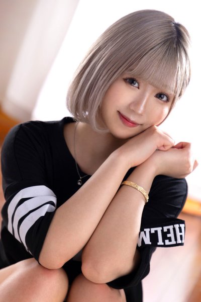 【VR】そんなにジッと見つめられたら…好きになってしまう。朝、目を覚ますとそこはボクに尽くしてきた後輩の家。何も覚えていない、カラダも動かせない。後輩の純粋な瞳にボクはただセックスすることしか出来なかった。 るるちゃ。