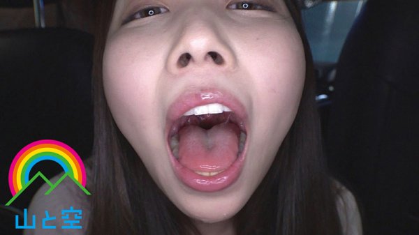 フェラ友ごっくんデート 肉感むっちりOLがガチ絶頂失禁！ダダ漏れ放尿露出しながら精飲6発！！玉木くるみ