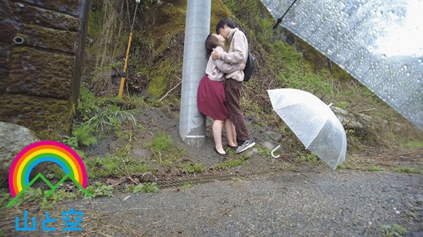 フェラ友ごっくんデート 肉感むっちりOLがガチ絶頂失禁！ダダ漏れ放尿露出しながら精飲6発！！玉木くるみ