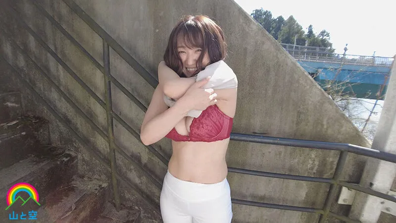 【若宮穂乃】思わず引っ叩きたくなるデカ尻ドMちゃん「もっと辱められたい…」淫尻露出しながらハニカミ笑顔でチ○ポ挑発し、悦りトロ顔で羞恥悶絶ループ…。