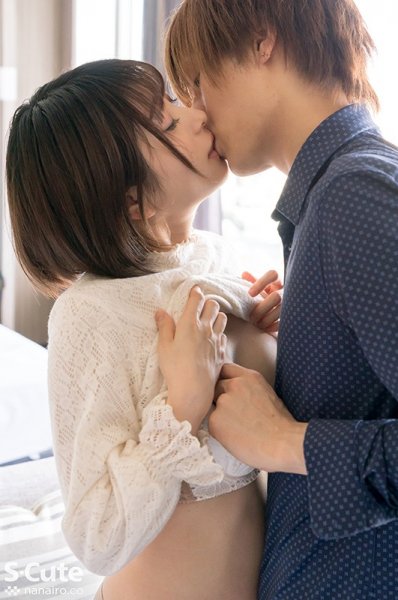 この子ヤバイ！！無邪気な顔してえっちに夢中 中城葵