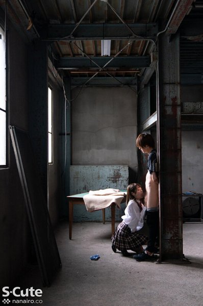 放課後に彼女と。どこでもラブラブセックス。 中城葵