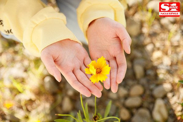 新人NO.1STYLE 小倉七海AVデビュー