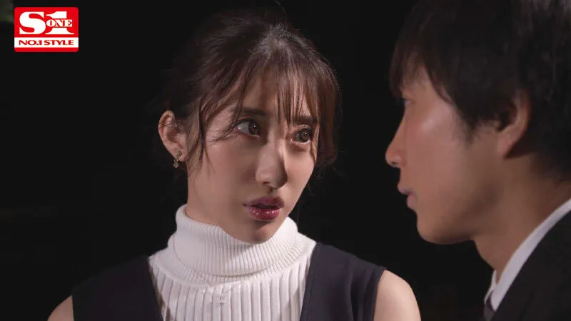 【人妻不倫NTR】「他に若いコいっぱいいるでしょ？」私を求めてくる年下男性と不貞SEXに燃え上がったあの夏 星宮一花