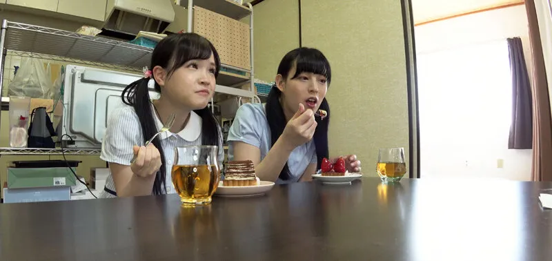 【ちびとり＆工藤ララ】団地ふたりぼっち 妹らら 姉ちびとり パパとママがいない夜に…【男の娘＆ロリ】