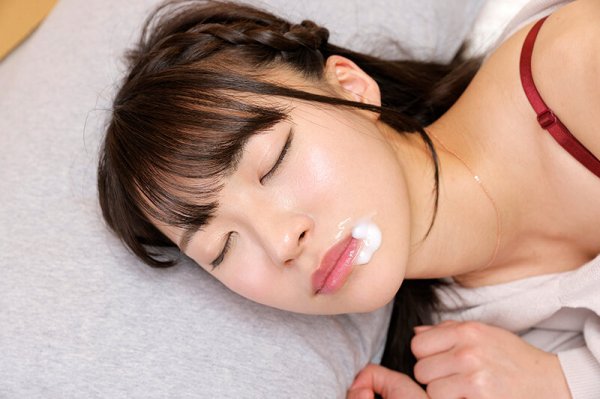 【東條なつ】【VR】吐息を感じる至近距離で常に感じてる顔を見続けられる！顔面ゼロ距離限界特化VR なつ