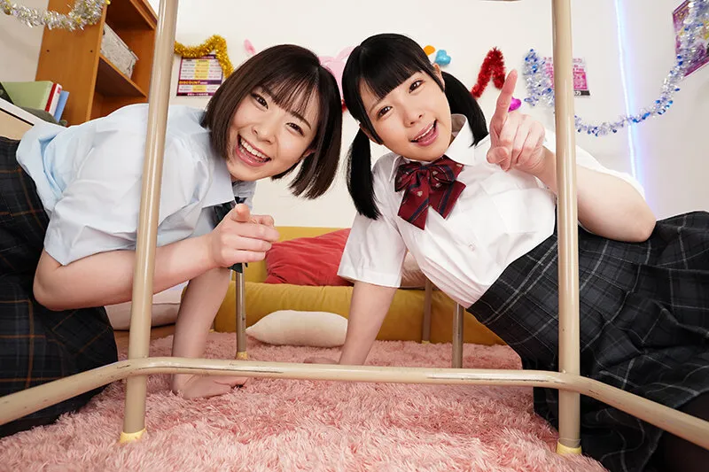 【沙月恵奈＆横山夏希】【VR】天井特化＆地面特化アングルVR ～どこを見ても、全方向パンチラ！小悪魔なJ●に囲まれニヤニヤされながら、誘惑パンチラで何度も強制勃起させられるJ●リフレ～ 沙月恵奈・横宮七海