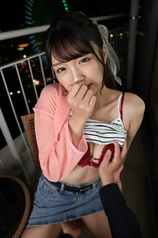 【VR】顔面特化アングルVR ～キスの相性が抜群な彼女・ひまりとお泊まりデート～ 木下ひまり