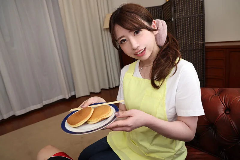 【義弟×人妻不倫NTR】【VR】義弟のボクを過激ローライズで尻チラ誘惑 痴女兄嫁のドスケベ尻にたまらず手を出してしまうボクとの妊活SEX 大浦真奈美