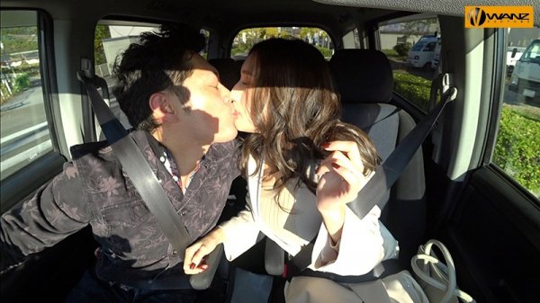 J-cup不倫妻 盗撮中出しの湯 JULIA