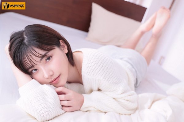 【深田えいみ】【VR】あなたの精子が私の栄養になってるんだよ！！ プライベート完全再現！！ボクを好きすぎてボクなしじゃ生きられない深田えいみ（本人）とイチャラブごっくん同棲 笑顔でごっくん残さずごっくん毎日ごっくん。アナタの精子すっごく美味しいよ