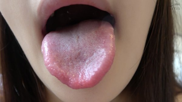 激カワ人気女優 加賀美さら チャンの激レアマウスオープナー着用して口内・歯観察＆電マ当て！