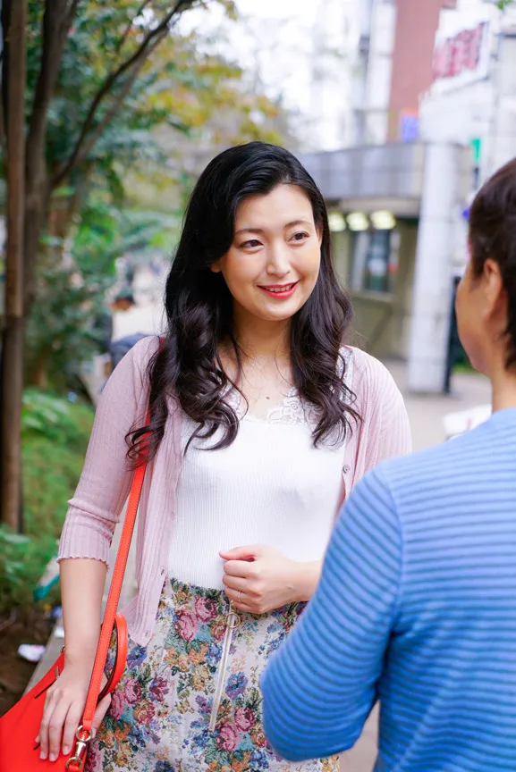 【人妻NTR】欲しがり妻 14人恥ずかしいけど止められない性欲…奥さん、最高です！240分3