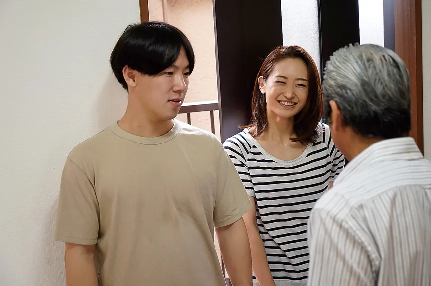 夫には言えない… 義父に犯され続けていることを…。 白花こう