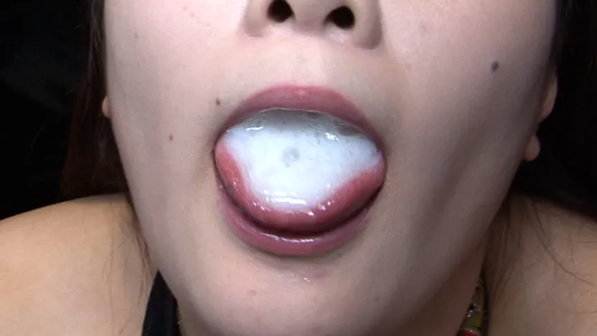 丸呑み！18 フェラ専門店指名率NO1の喉技師   白百合なな