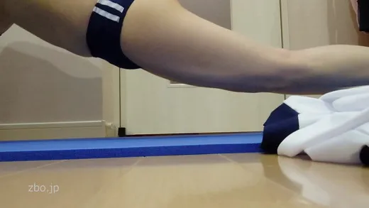 【体操女子】おっぱい丸出しでラジオ体操＆腕立て伏せ＆あわあわシャワー風呂（体操服＋ブルマー）