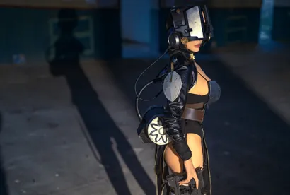 【アーマー系コスプレ美女】★4K★No.62　Bringer of the LIGHT FANDI　30P1V