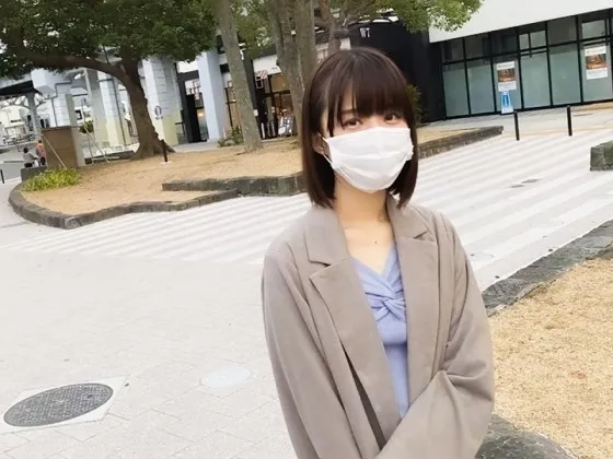 【月乃ルナ】【素人ハメ撮り流出】#012 ☆都内某有名書店勤務☆ ショートカット黒髪美人（26） 無毛ま〇こを見せつけながらのゴム無し騎乗位 我慢できずにそのまま膣射