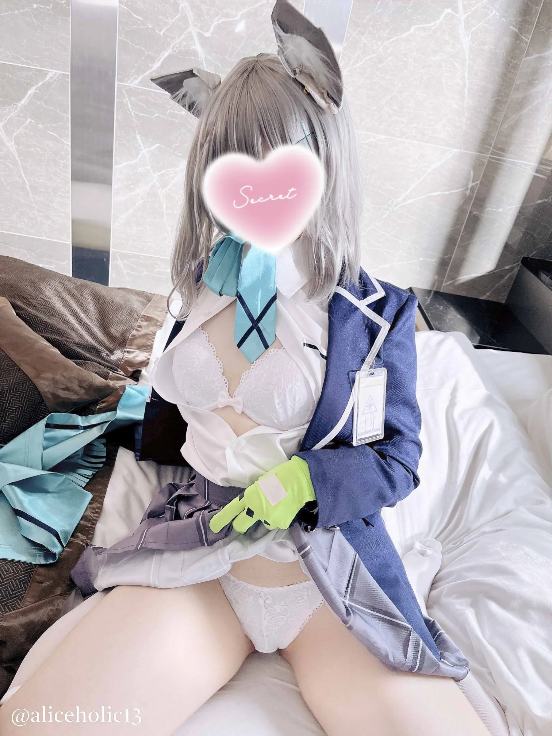 【ブルアカ 砂狼シロコ】ブル◯カ シ◯コ 先生との子作り演習 / スク水密着ぬるぬる準備運動