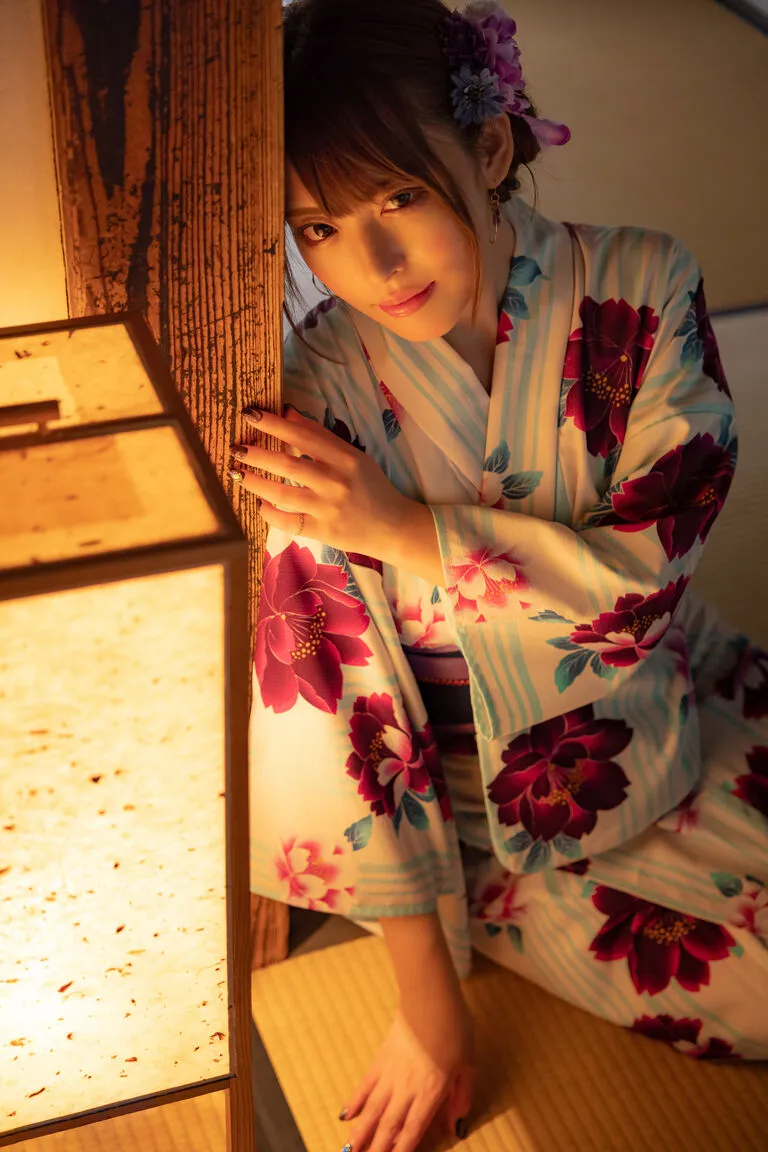 【黒居ろく】夏 の 色 香【小江戸 和服コスROM】