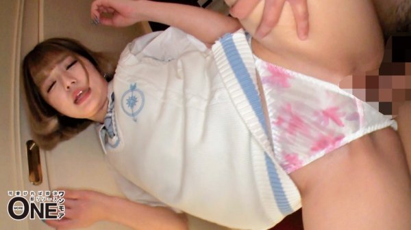 ぴえん系歌舞伎町トー横痴女GAL サイレント弄り乳首責め るるちゃ。