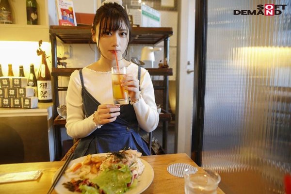 新人 愛上みお(仮)22歳 箱入り薬学生が、リモート期間で奇跡のエロ開花