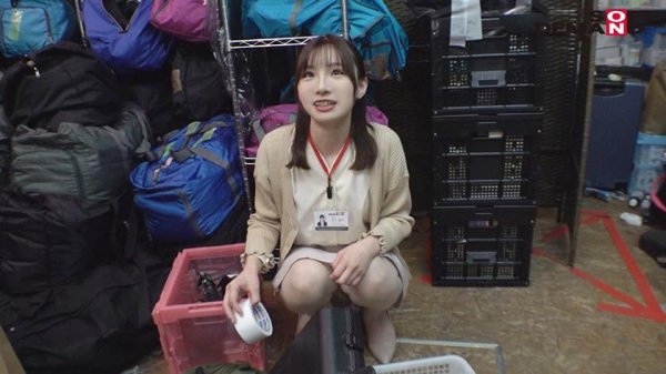 【伊東める】SOD女子社員 野球拳 ロケ中にまさかの撮影隊と遭遇 制作部 井上綾香