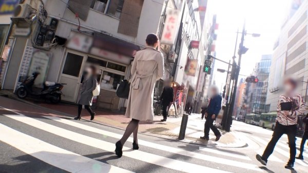 【成美このは】マジ軟派、初撮。 1600 池袋で美人OLさん発見！早漏対策のためにひと肌脱いでもらいました！？ボン、キュッ、ボンの魅力的な体型に連続ガチイキする姿は誰でも暴発しちゃうよｗｗｗ