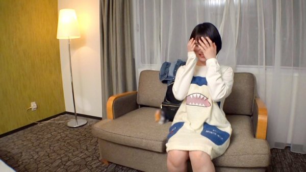 【初愛ねんね】マジ軟派、初撮。 1614 性知識はBLで…男性経験少なめの地味子は押し弱い！頭も体もムッツリスケベ！自ら開発したせいで感じまくり！