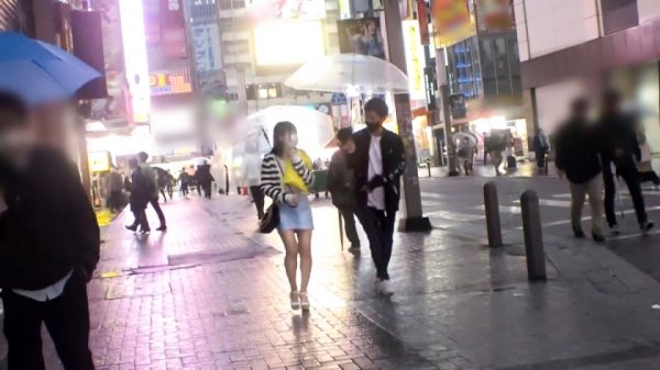 【皆月ひかる】マジ軟派、初撮。 1631 今回はホテルじゃなく撮影スタジオで！アキバで見つけたコスプレ女子とHな個撮会！2次元を愛する陰キャも巨根で膣奥突かれまくれまくってなす術もなくアヘ堕ち！！