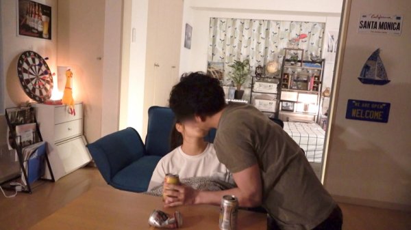 【大槻みくる】百戦錬磨のナンパ師のヤリ部屋で、連れ込みSEX隠し撮り 205 笑顔が眩しい天真爛漫ムスメと宅飲み！ジュボジュボ音をたてるフェラがエロ過ぎて…引き締まった美しい体はほんのり紅潮し、薄暗い部屋に喘ぎ声が響き渡る！