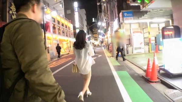 【西野桃】マジ軟派、初撮。 1637 パパ活でエロいことされまくって楽しんじゃってるドM美女！スタジオに連れ込んでイラマに首絞めピストンで快楽堕ち！ムチムチボディと揺れる乳のボリューム感が抜ける！！　200GANA-2492