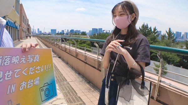 【林愛菜】マジ軟派、初撮。 1667 映える写真を撮るためにお台場にやって来た美女学生！「映えスポットに案内するよ」とホテルに誘い込んで…。『こんなにずっと気持ちいいの初めて…！』男優のテクに酔いしれて彼氏にナイショの浮気SEX！