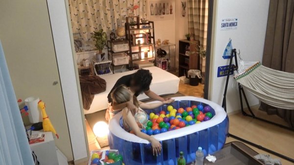 【一色彩葉】百戦錬磨のナンパ師のヤリ部屋で、連れ込みSEX隠し撮り 215 全身タトゥーのギャルとマッチングアプリでお誘い成功！サバサバしてそうなのにSEXになるとキスやハグをせがむ胸キュンギャップ！中イキしまくる敏感マ●コに興奮必至！