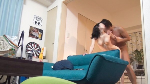 【伊勢谷香帆】百戦錬磨のナンパ師のヤリ部屋で、連れ込みSEX隠し撮り 218 色白スレンダー女子を家に連れ込み！恥ずかしがりながらもキスを受け入れ、パンツを湿らすスケベ心！息も絶え絶えに感じる様子を盗撮！