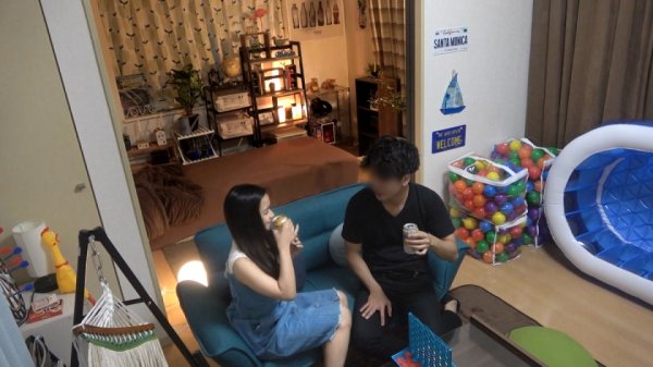 【咲田ラン】百戦錬磨のナンパ師のヤリ部屋で、連れ込みSEX隠し撮り 225 人懐っこいハーフ娘を部屋に連れ込み！敏感激イキボディで絶頂しまくり！イチャラブSEXを隠しカメラでREC！！