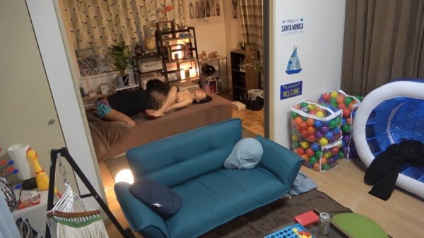 【咲田ラン】百戦錬磨のナンパ師のヤリ部屋で、連れ込みSEX隠し撮り 225 人懐っこいハーフ娘を部屋に連れ込み！敏感激イキボディで絶頂しまくり！イチャラブSEXを隠しカメラでREC！！