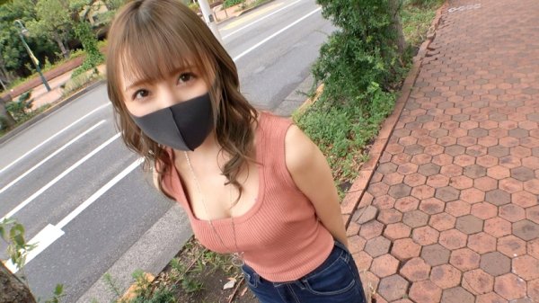 【沖奈ミツキ】マジ軟派、初撮。 1698 激痛足つぼマットの上を歩いてもらう釣り企画！恵比寿で引っかかったお姉さんをスタジオに誘導し、マッサージ器でエロいことをしてみると…？