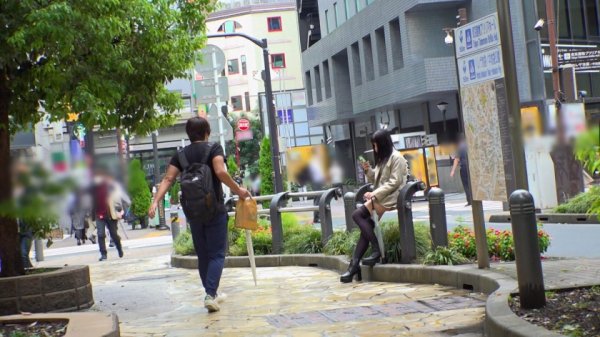 【夏奈のぞみ】マジ軟派、初撮。 1704 男女関係に将来の不安でお悩み中の女子を占いナンパ！揺れやすい性格ゆえに不安を煽って優しくすれば、いつの間にやらホテルで股を開くこの娘…。スレンダーボディに不釣り合いなF乳！嫌なことを忘れるようにSEXに没頭！