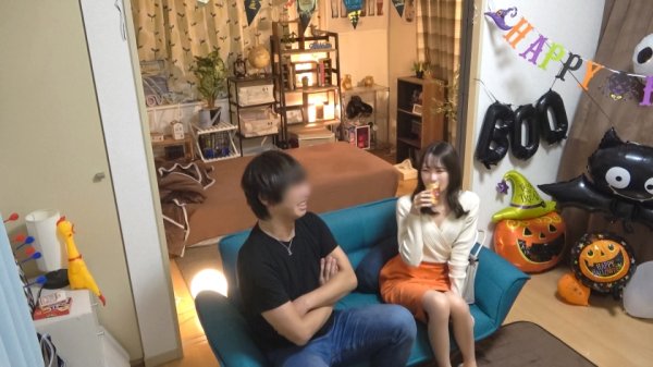 【琴石ゆめる】百戦錬磨のナンパ師のヤリ部屋で、連れ込みSEX隠し撮り 230 家に連れ込んだ色白スレンダー美少女を口説いてSEX！その一部始終を隠しカメラで盗撮！ご奉仕大好きな彼女はことあるごとにチ●ポを舐めたがり…