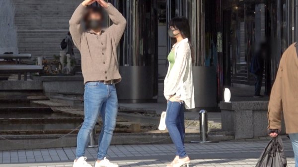 マジ軟派、初撮。 1730 コンカフェの客とヤッちゃうエロ女をナンパ！極狭パイパンマ●コを突かれて徐々に激しくなる吐息がエロい…