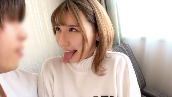 【のあういか】マジ軟派、初撮。 1754 ハーフ顔の超美人な学生をナンパ！こんなに可愛いのに愛嬌まで抜群！脱がすと真っ白ボディで美脚で美尻！お掃除フェラで舐めとった精液を自らごっくんする天使っぷり♪