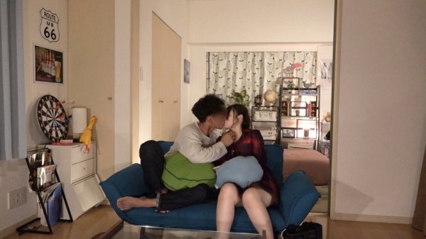 【水原みその】百戦錬磨のナンパ師のヤリ部屋で、連れ込みSEX隠し撮り 233 笑顔が可愛い巨乳ちゃん…っていうか爆乳ちゃん！どうやらJカップらしい…。ベッドでいちゃつくとすぐにエロい雰囲気になってSEX！手に収まらないおっぱいも揉みしだく喜び！絶えず揺れ続ける圧巻の光景を盗撮！！