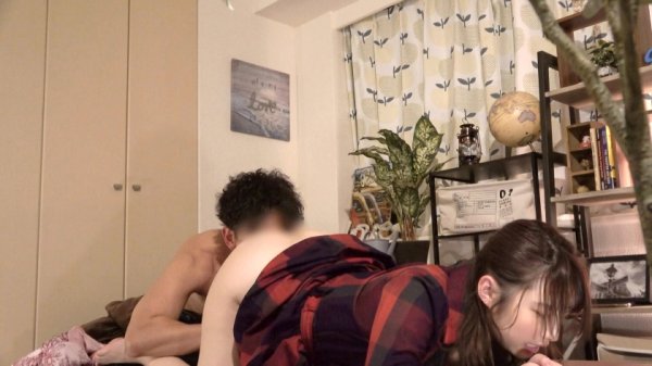 【水原みその】百戦錬磨のナンパ師のヤリ部屋で、連れ込みSEX隠し撮り 233 笑顔が可愛い巨乳ちゃん…っていうか爆乳ちゃん！どうやらJカップらしい…。ベッドでいちゃつくとすぐにエロい雰囲気になってSEX！手に収まらないおっぱいも揉みしだく喜び！絶えず揺れ続ける圧巻の光景を盗撮！！