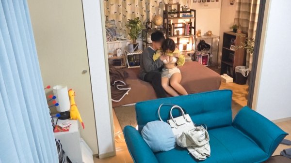 【美波もも】百戦錬磨のナンパ師のヤリ部屋で、連れ込みSEX隠し撮り 235 推定Iカップのとんでもない爆乳女子を部屋に連れ込みSEX盗撮！大きなお尻を掴んでパンパンするとバルンバルンと揺れまくる凄乳に脱帽！