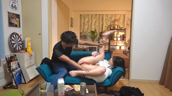 【児玉れな】百戦錬磨のナンパ師のヤリ部屋で、連れ込みSEX隠し撮り 236 飲み屋でナンパした酒好き美少女をナンパして家に連れ込み！騎乗位で自ら膣奥に当てにいくドスケベな腰振り！部屋中に仕掛けた隠しカメラであますところなく盗撮！！