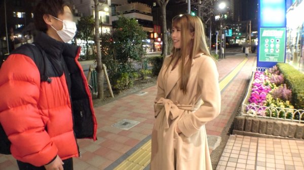 【純名みつき】マジ軟派、初撮。 1782 男優のエロテクに思わず興味が湧いてしまうムッツリ素人娘！押しに弱い性格ゆえについつい体を許してしまう！色白でほど良いむっちり感！Tバック映えが素晴らしい美尻がエロい！！