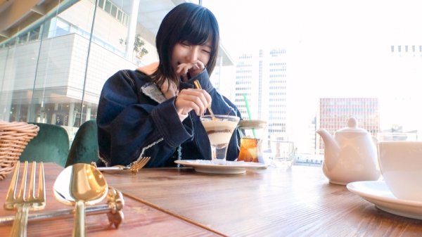 【四宮繭】マジ軟派、初撮。 1773 引っ込み思案だけどHなことには興味津々！あんなに恥ずかしがってたのに『挿れよう？挿れて♪』とおチ●ポをせがんできて…クリも中イキもなんのその！膣奥ピストンで何度も何度も何度も絶頂！！