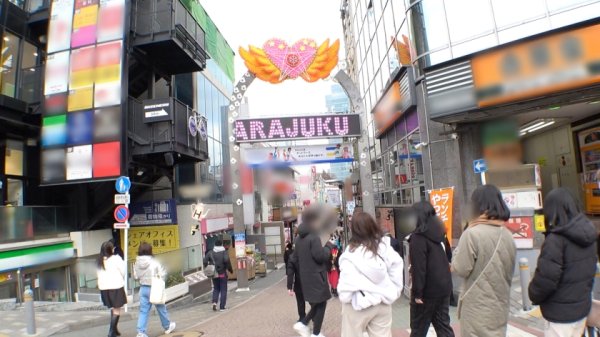 【愛野ひなた】マジ軟派、初撮。 1778 145cmのミニマム童顔少女！これぞ合法ロリ！悪い事してるような背徳感が興奮を誘う一作！久しぶりな上に経験浅い敏感ボディ、美尻を眺めつつ腰を掴んで激ピス立ちバックで喘ぎまくり！
