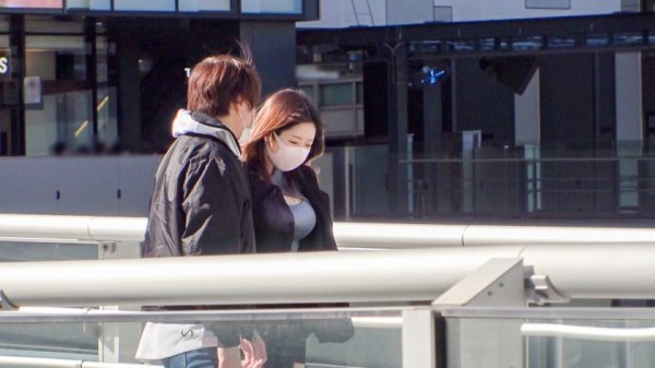 【一条えりか】マジ軟派、初撮。 1786 Fカップの肉感ボディがエロい女子大生をナンパ！ラウンジのバイトで大人たちを手玉に取り、大好きなSEXまでして荒稼ぎするツワモノ！謝礼に釣られて色白ムッチリな裸体があらわに…